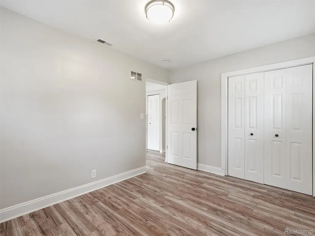 18844 Marquette Street Roseville City MI 48066