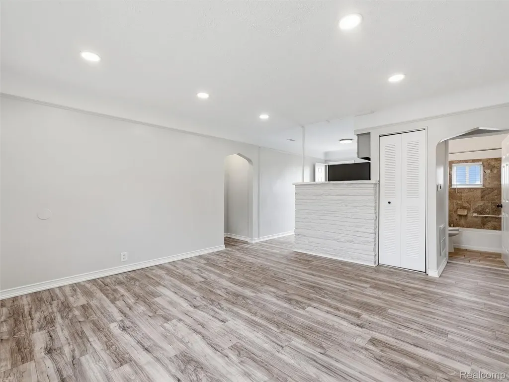 18844 Marquette Street Roseville City MI 48066