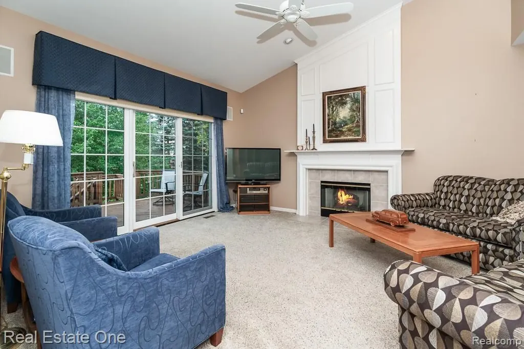1904 Dunham Drive Rochester City MI 48306