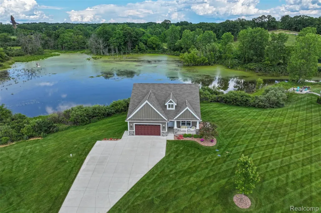 4800 Chestnut Springs Drive Genoa Township MI 48843
