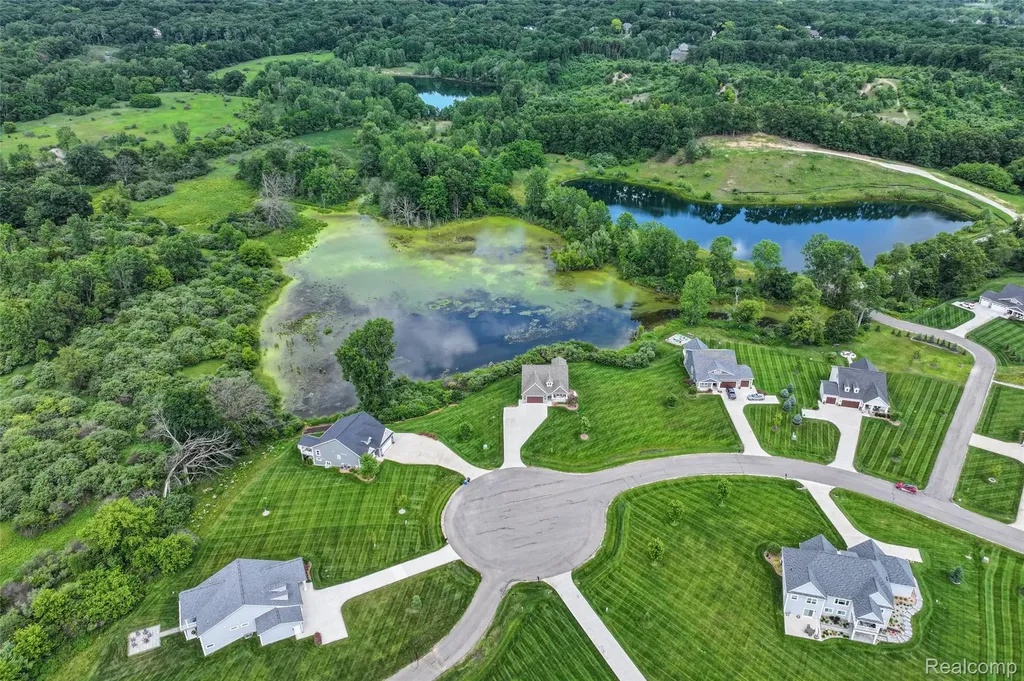 4800 Chestnut Springs Drive Genoa Township MI 48843
