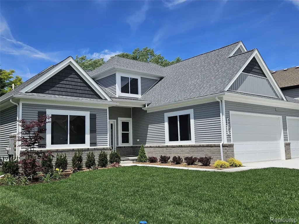 49287 London Bridge Drive Macomb Township MI 48044
