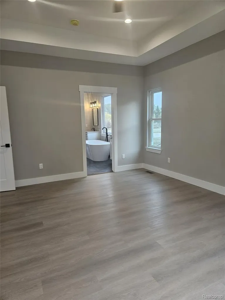 49287 London Bridge Drive Macomb Township MI 48044