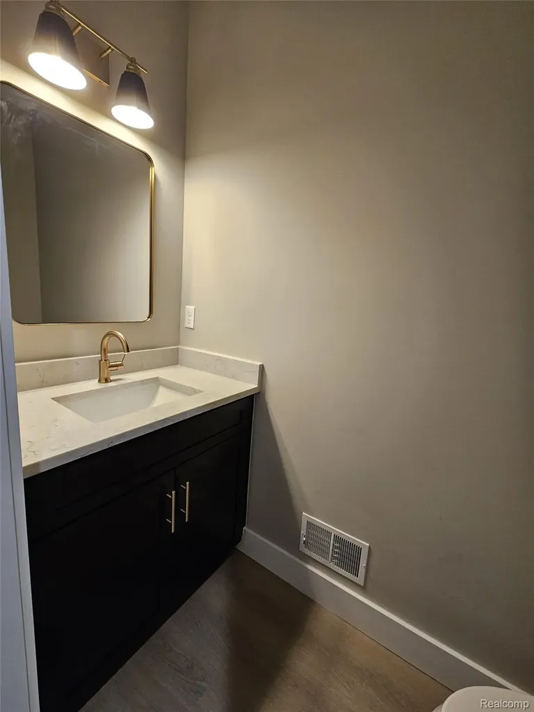 49287 London Bridge Drive Macomb Township MI 48044