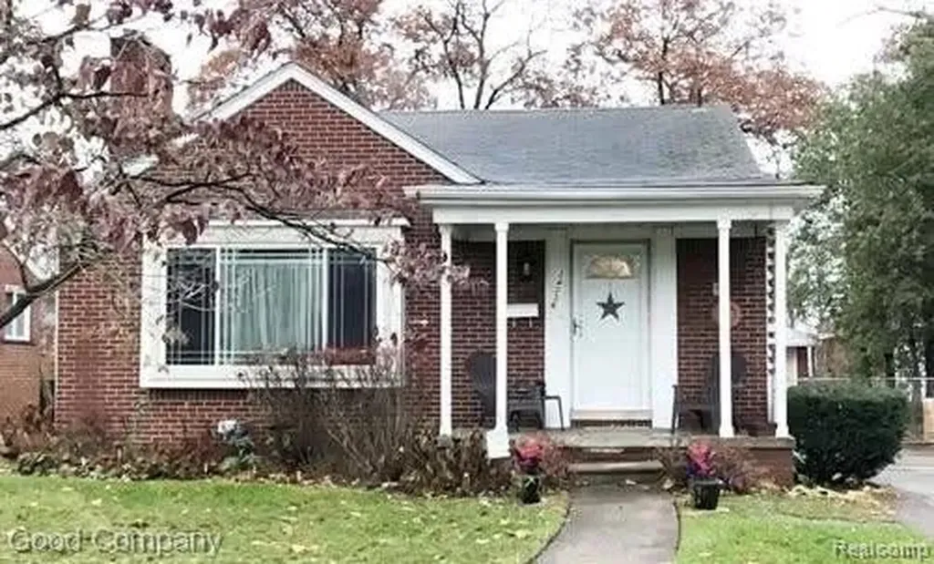 24036 Rosewood Street Oak Park City MI 48237