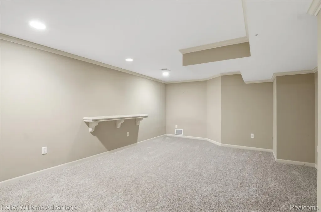 2964 Wallsend Drive Waterford Charter Township MI 48329