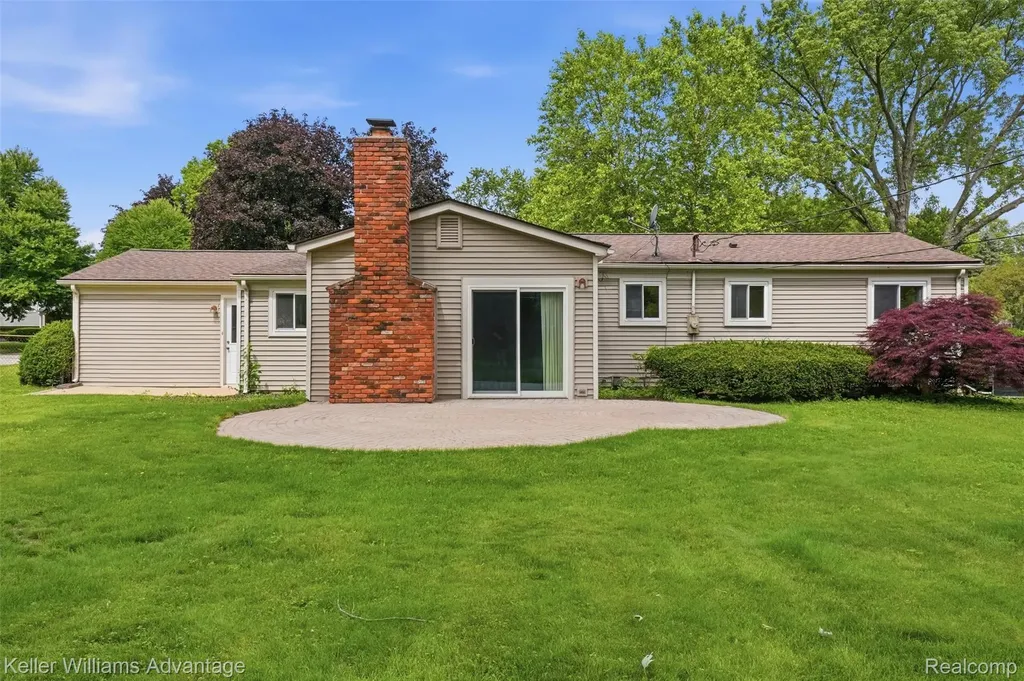 2964 Wallsend Drive Waterford Charter Township MI 48329
