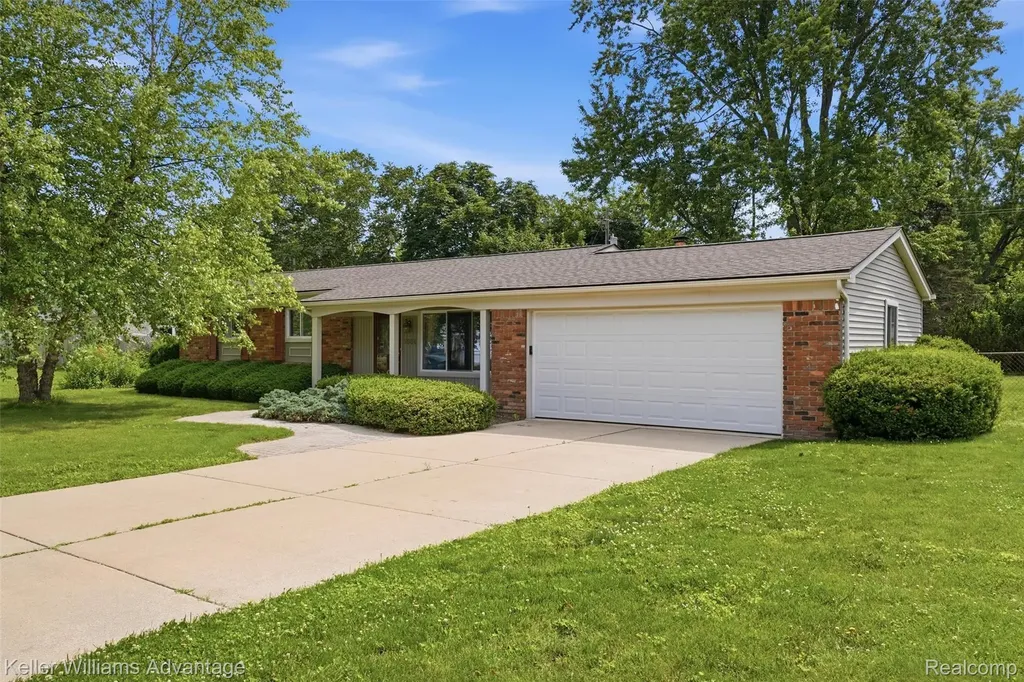 2964 Wallsend Drive Waterford Charter Township MI 48329
