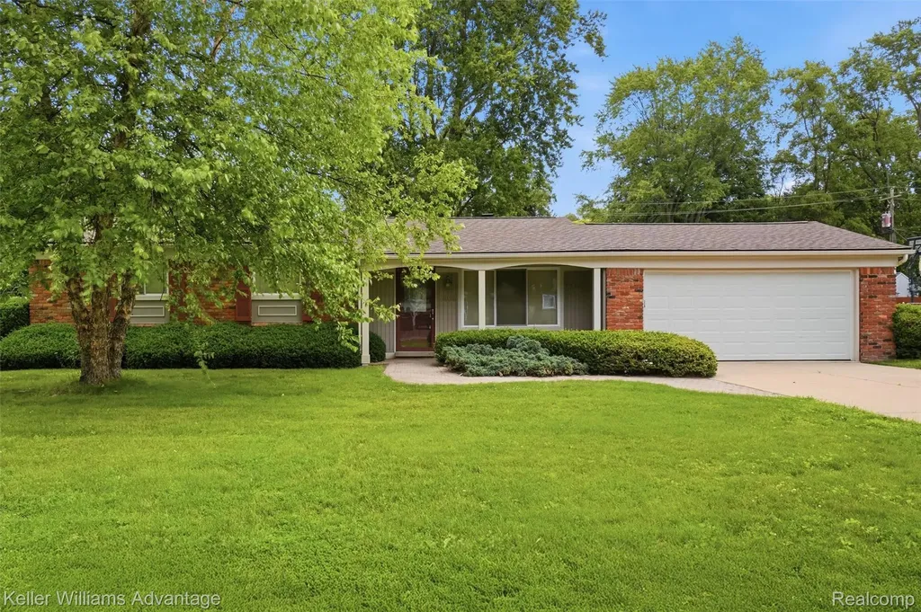 2964 Wallsend Drive Waterford Charter Township MI 48329