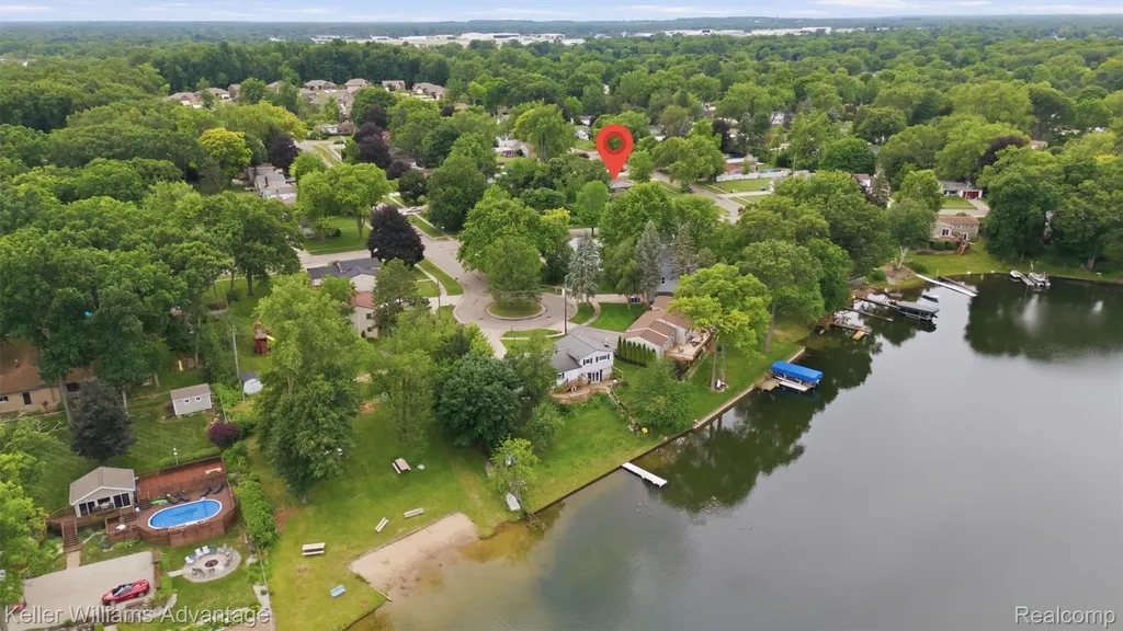 2964 Wallsend Drive Waterford Charter Township MI 48329