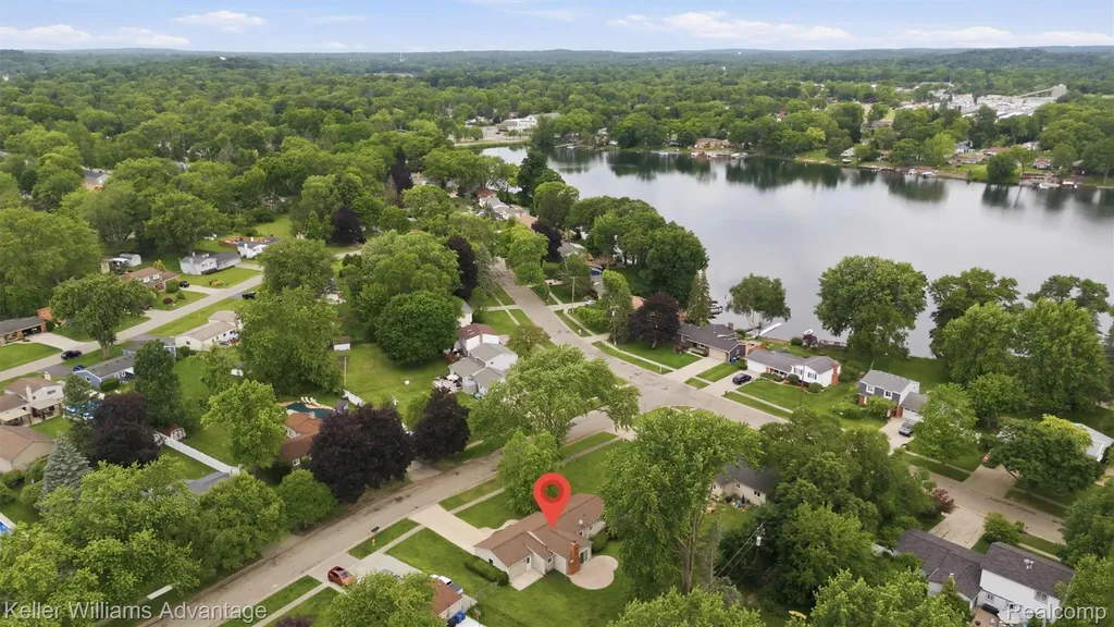 2964 Wallsend Drive Waterford Charter Township MI 48329