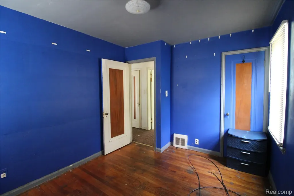 19328 Dresden Street Detroit City MI 48205