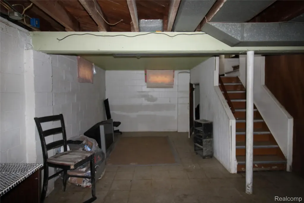 19328 Dresden Street Detroit City MI 48205
