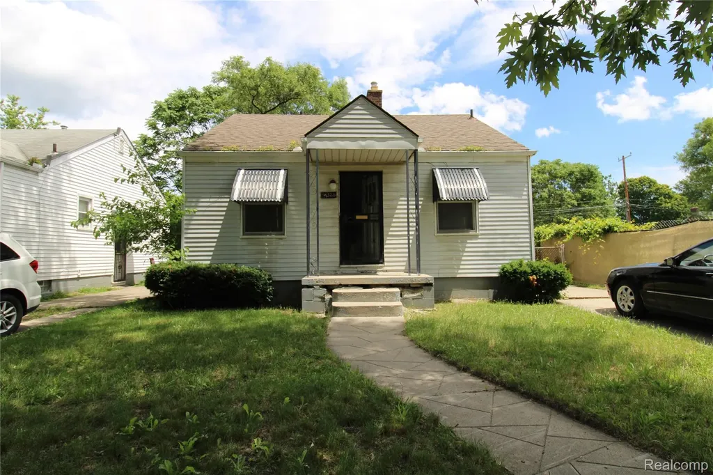 19328 Dresden Street Detroit City MI 48205