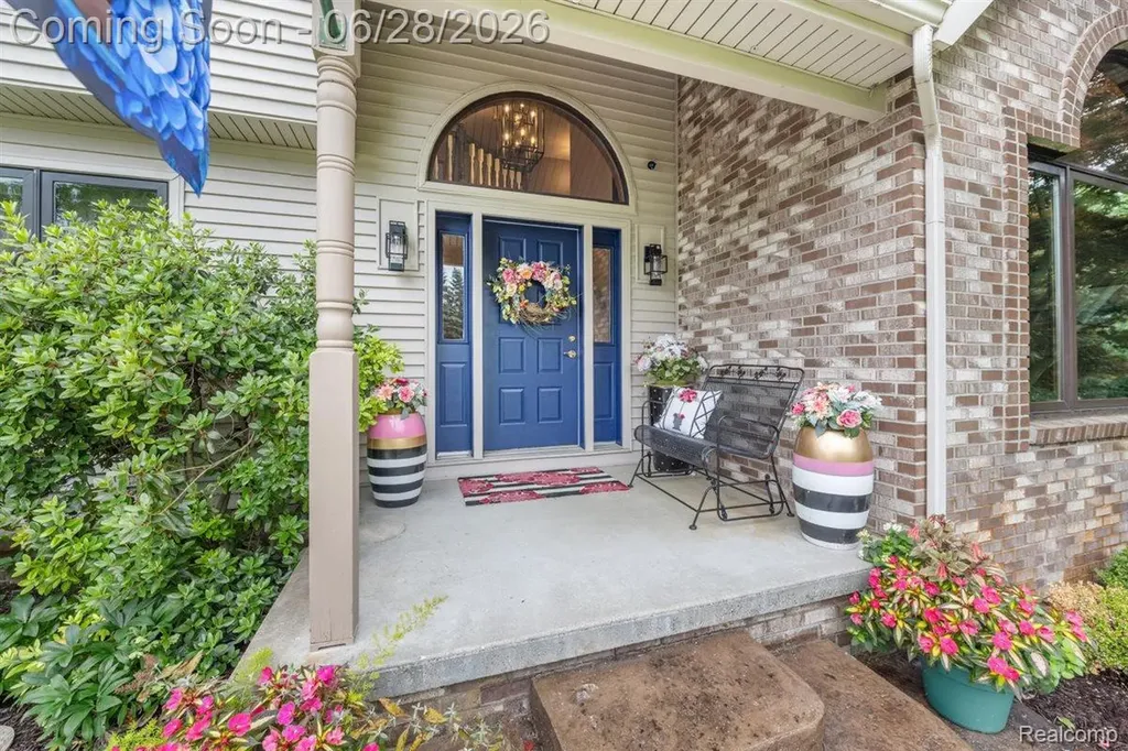 125 Olde Franklin Drive Howell Township MI 48855