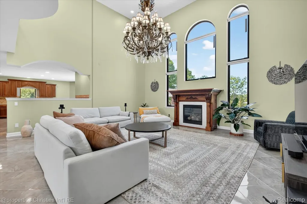 6223 Valleyfield Drive Salem Township MI 48170