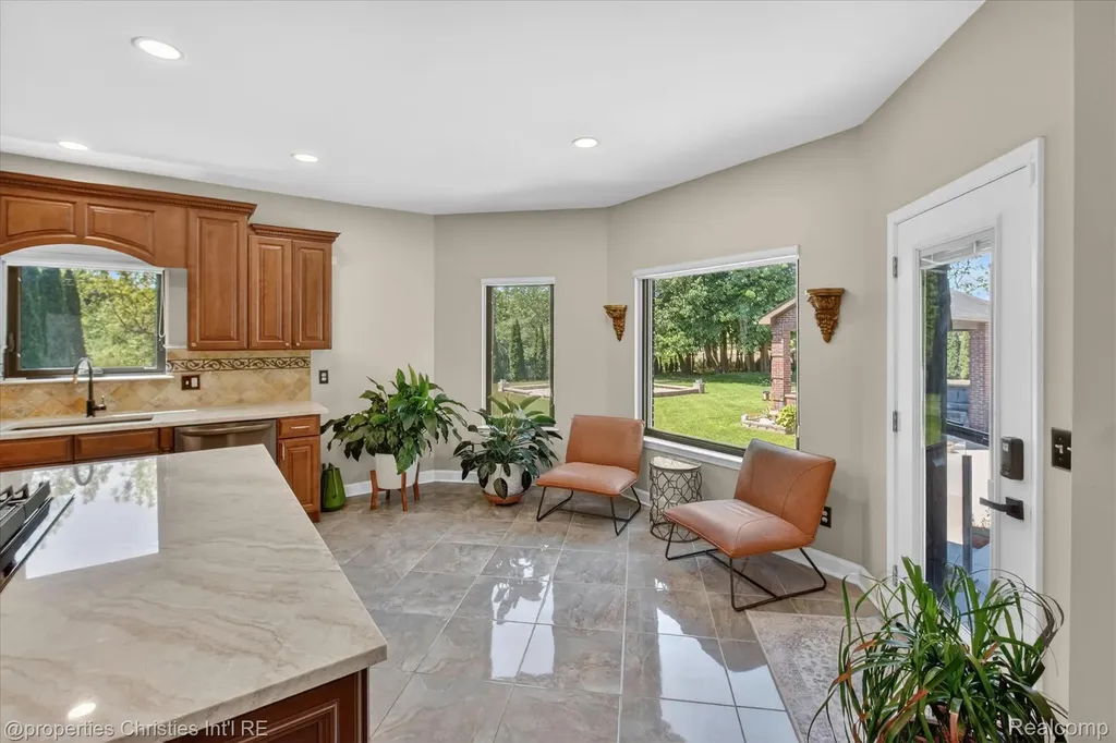 6223 Valleyfield Drive Salem Township MI 48170
