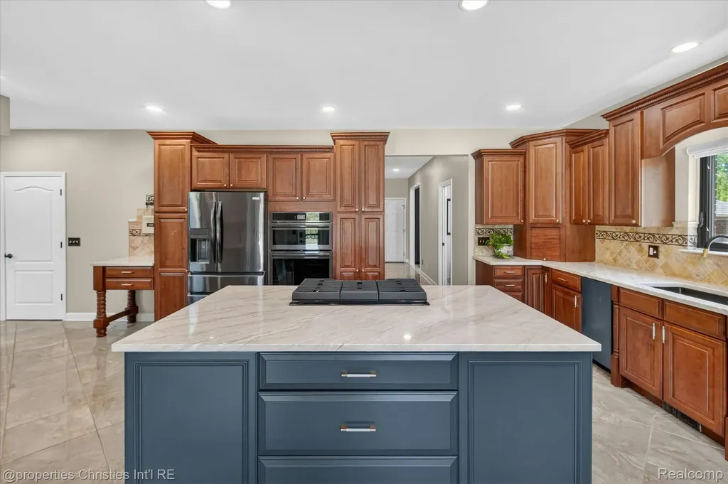 6223 Valleyfield Drive Salem Township MI 48170