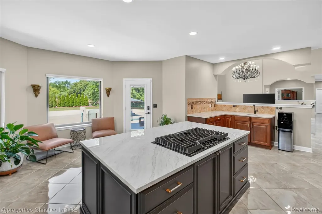 6223 Valleyfield Drive Salem Township MI 48170