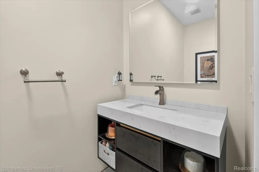 6223 Valleyfield Drive Salem Township MI 48170