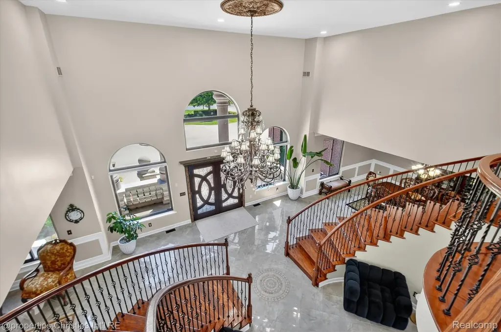 6223 Valleyfield Drive Salem Township MI 48170