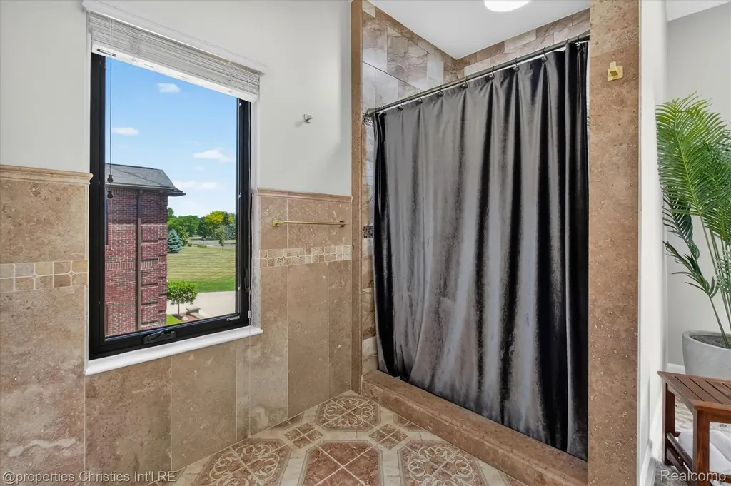 6223 Valleyfield Drive Salem Township MI 48170