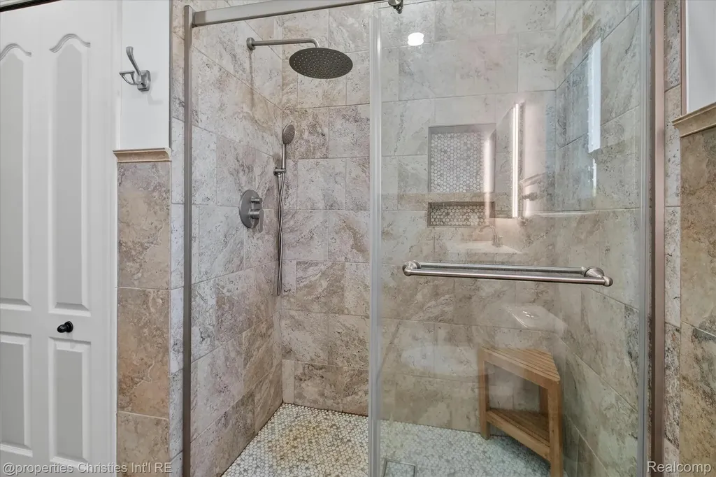 6223 Valleyfield Drive Salem Township MI 48170