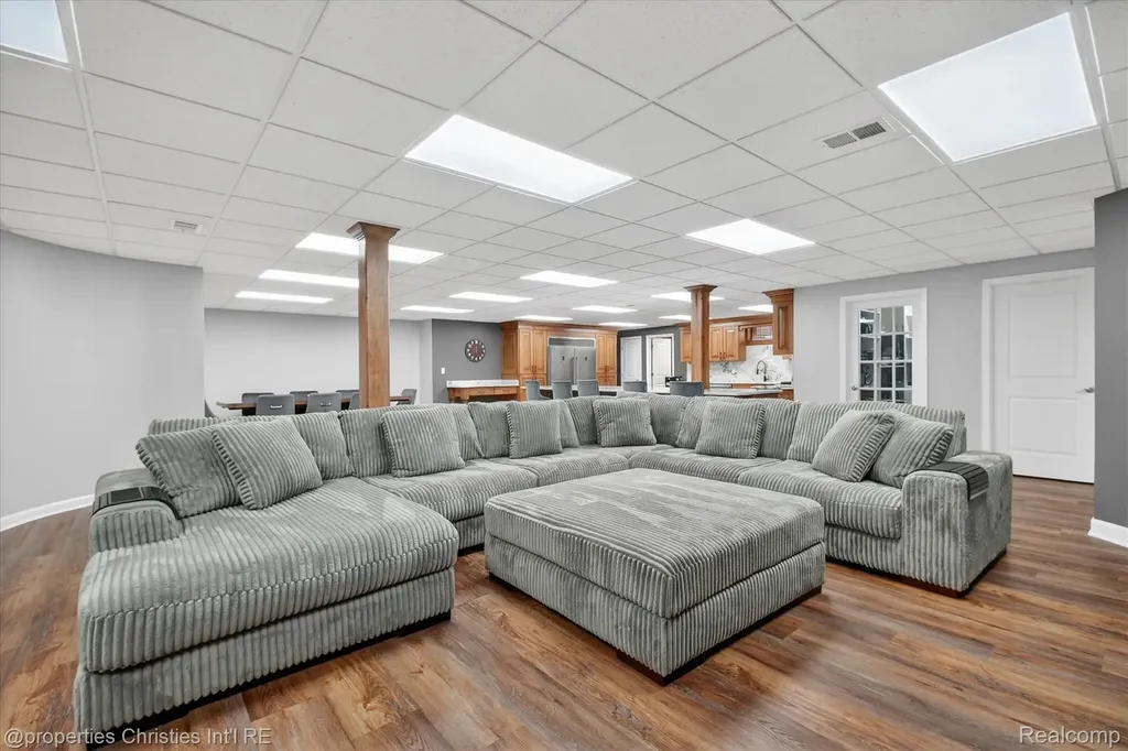 6223 Valleyfield Drive Salem Township MI 48170