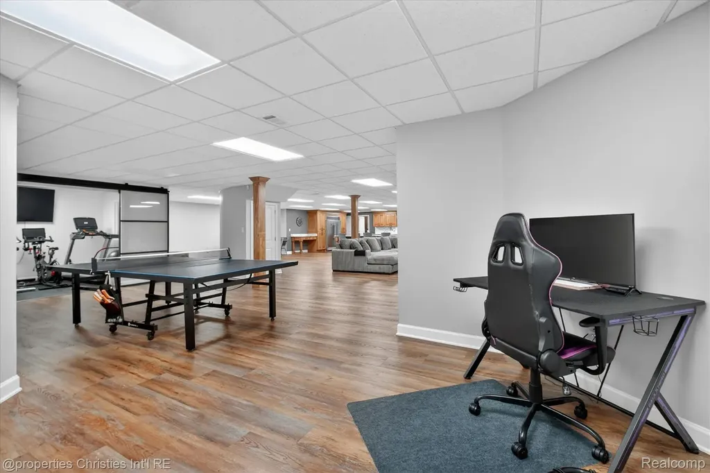 6223 Valleyfield Drive Salem Township MI 48170