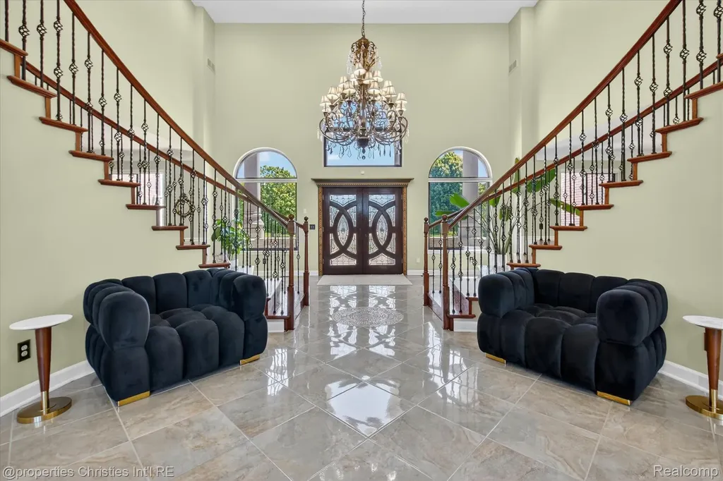 6223 Valleyfield Drive Salem Township MI 48170