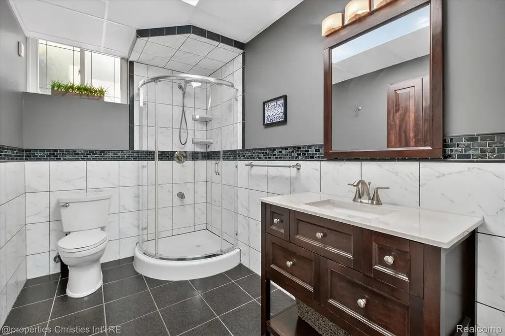 6223 Valleyfield Drive Salem Township MI 48170