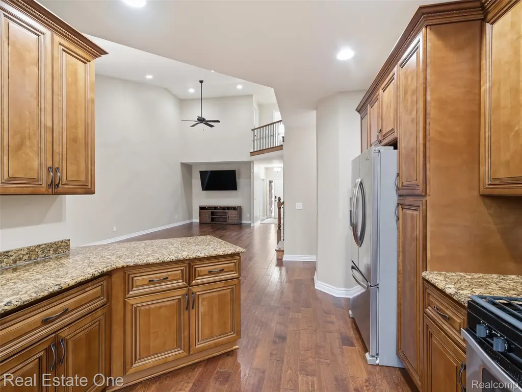 9572 Kingsway Circle Springfield Charter Township MI 48348