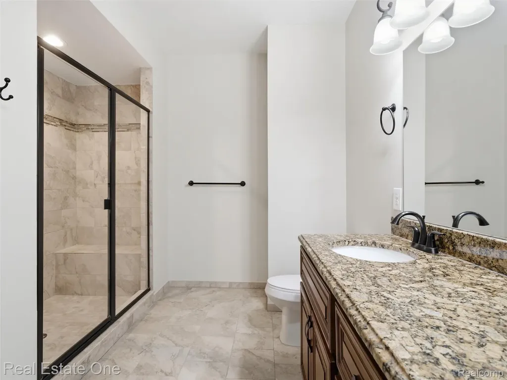 9572 Kingsway Circle Springfield Charter Township MI 48348