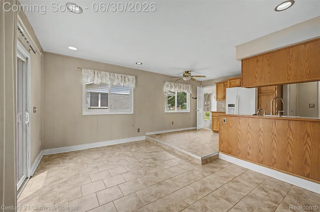 42519 Applecreek Drive Plymouth Charter Township MI 48170