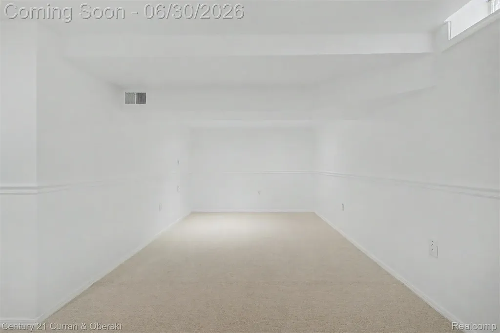42519 Applecreek Drive Plymouth Charter Township MI 48170