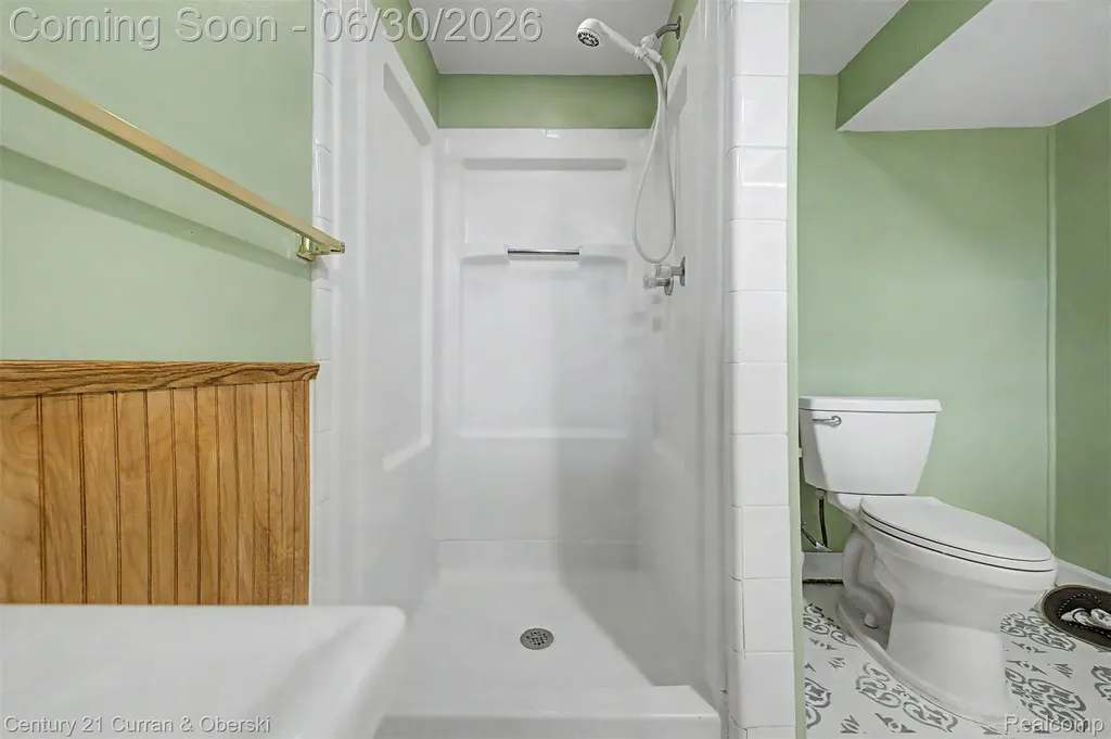 42519 Applecreek Drive Plymouth Charter Township MI 48170