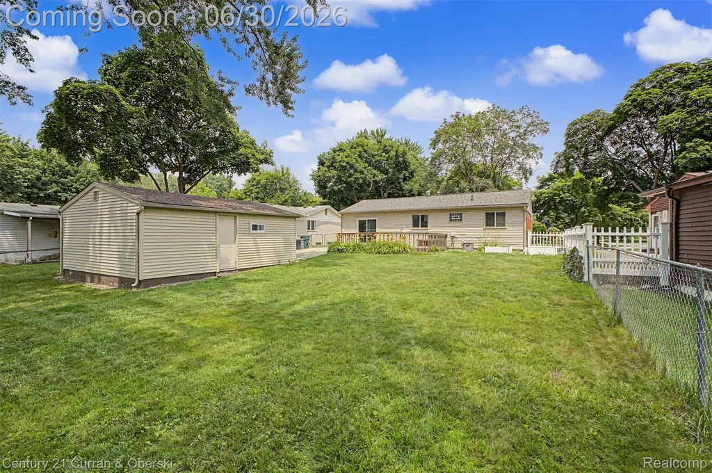 42519 Applecreek Drive Plymouth Charter Township MI 48170