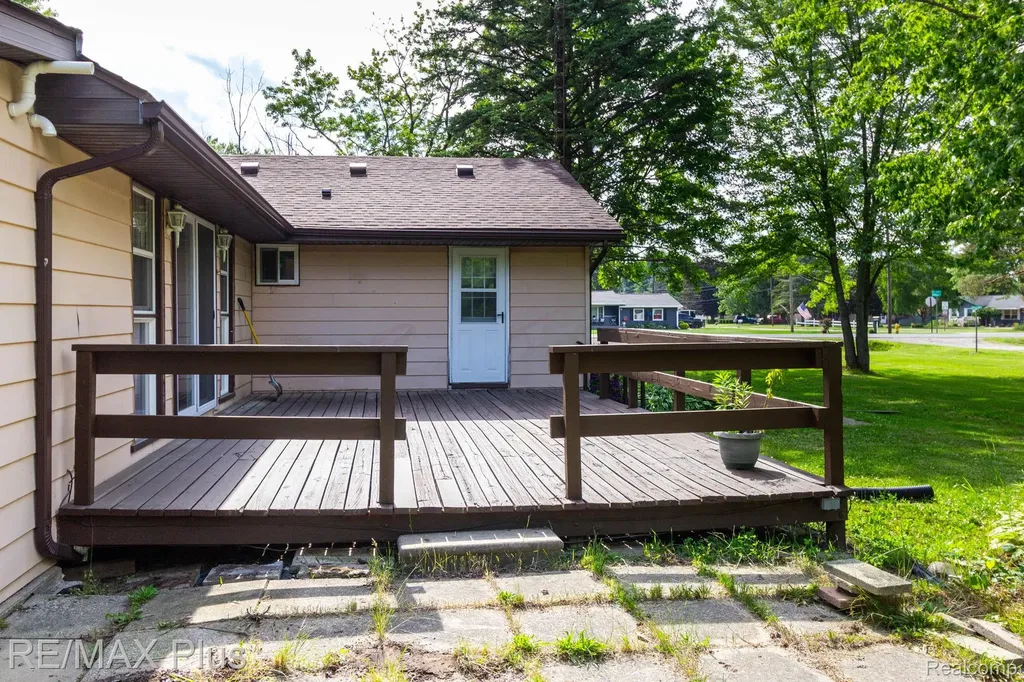 3350 N Belsay Road E Genesee Charter Township MI 48506