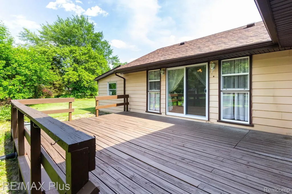 3350 N Belsay Road E Genesee Charter Township MI 48506