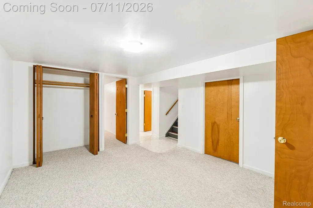 6105 Gilbert Lake Road Bloomfield Hills City MI 48301