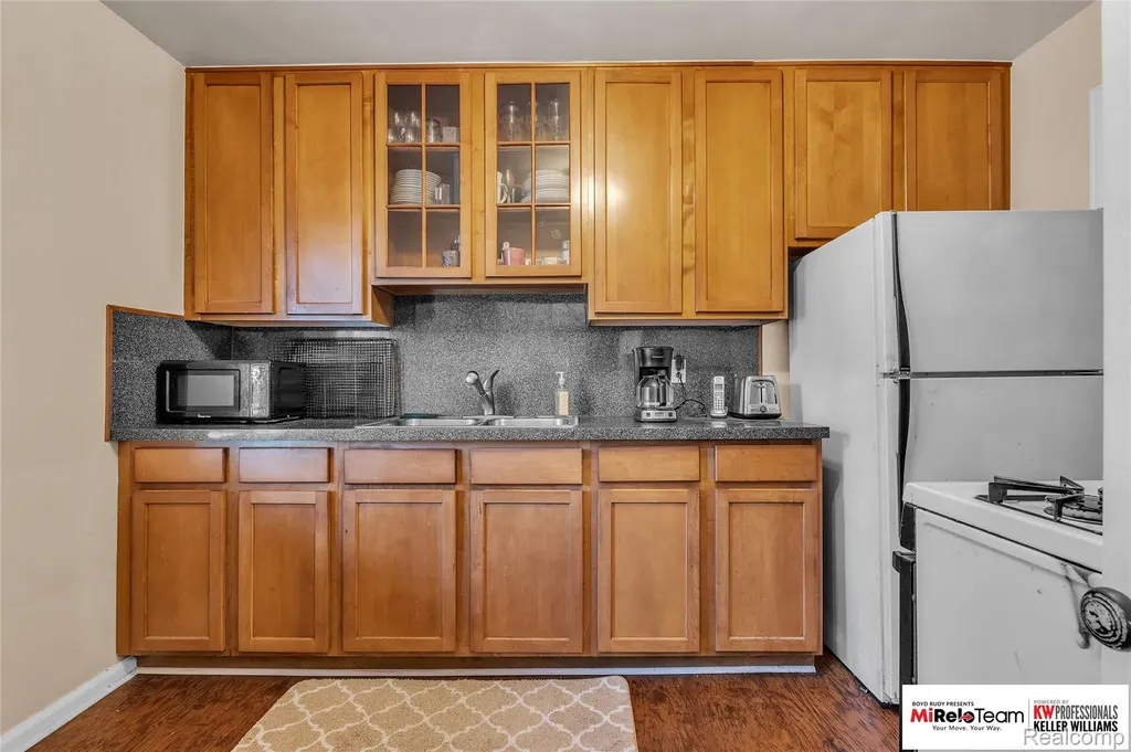 10300 Beaconsfield Street Detroit City MI 48224