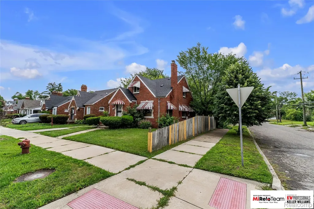 10300 Beaconsfield Street Detroit City MI 48224