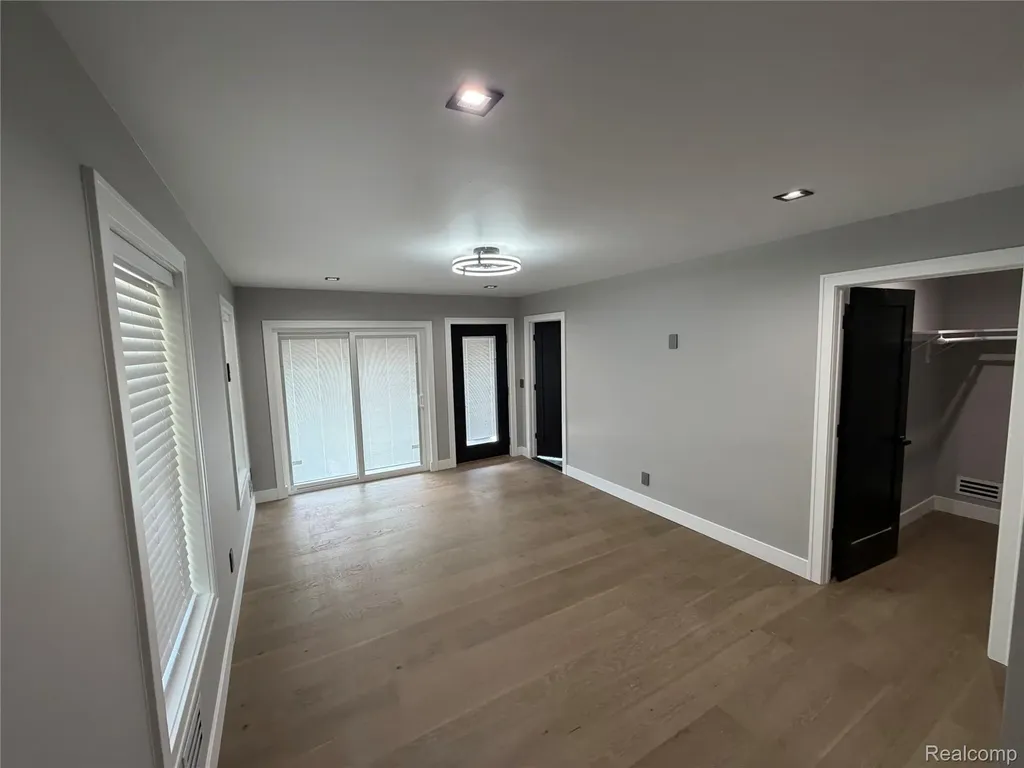 561 E Walled Lake Drive Walled Lake City MI 48390