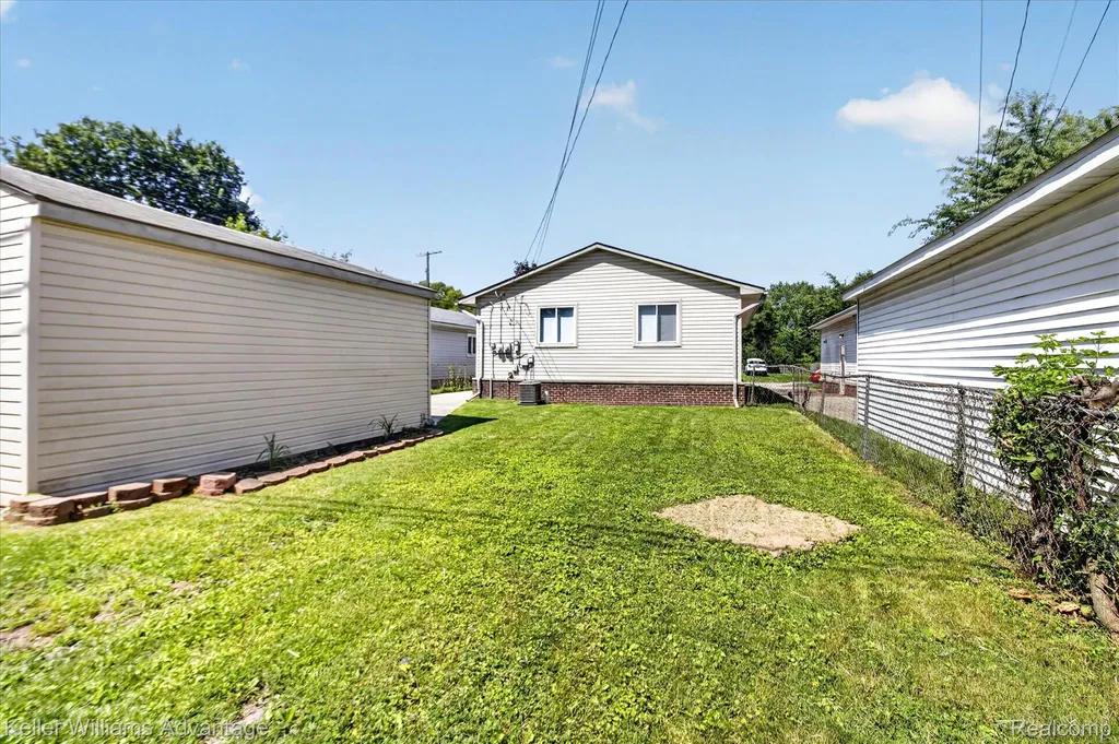 5959 Huron Street Taylor City MI 48180