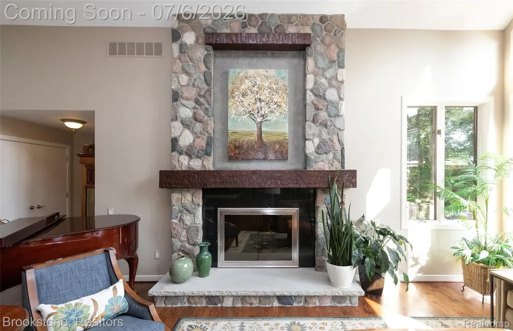 7215 Deer Lake Court Independence Charter Township MI 48346