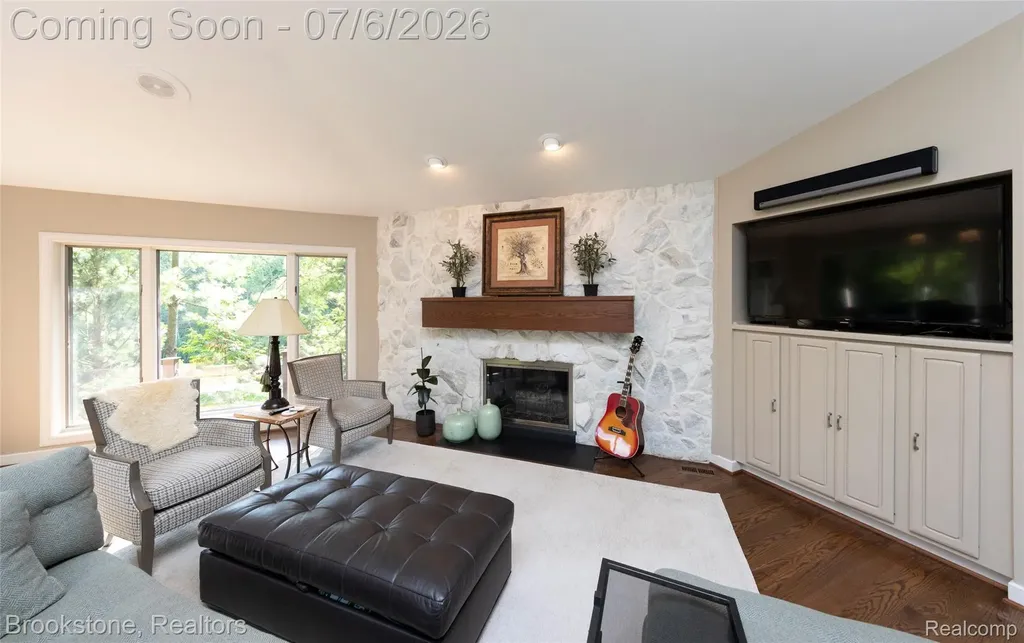 7215 Deer Lake Court Independence Charter Township MI 48346