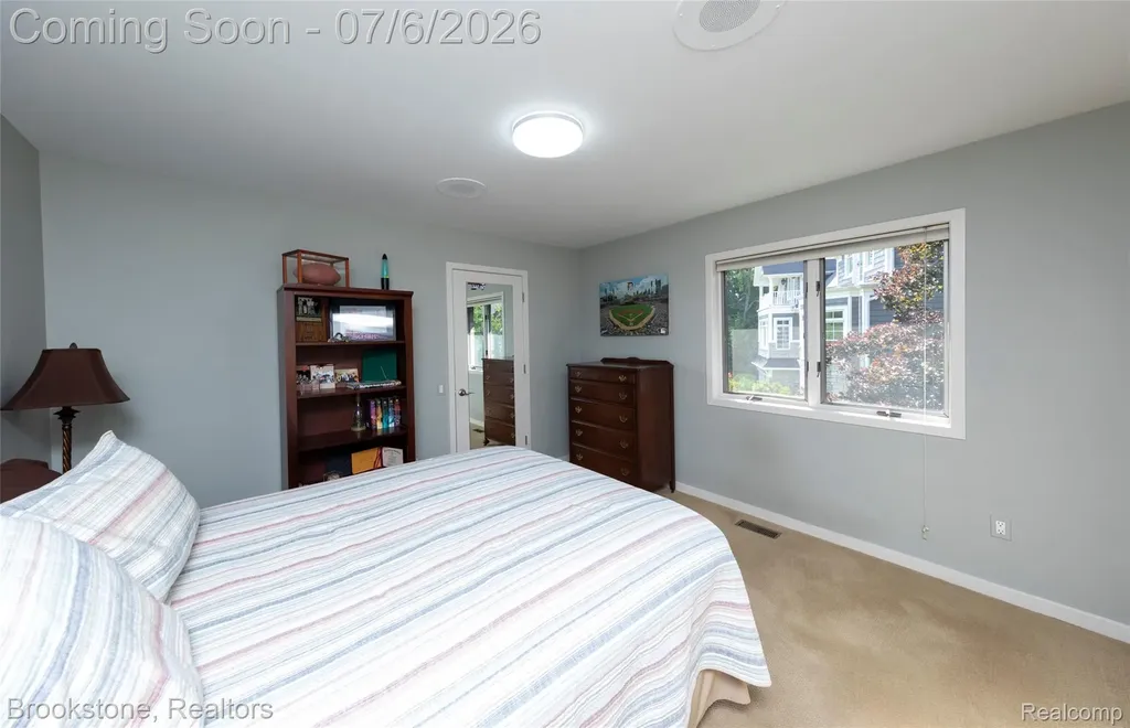 7215 Deer Lake Court Independence Charter Township MI 48346