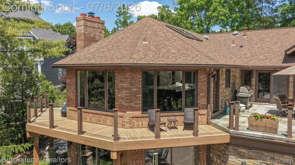 7215 Deer Lake Court Independence Charter Township MI 48346