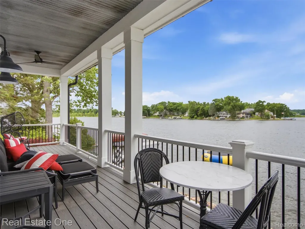 6160 Wertz Springfield Charter Township MI 48350