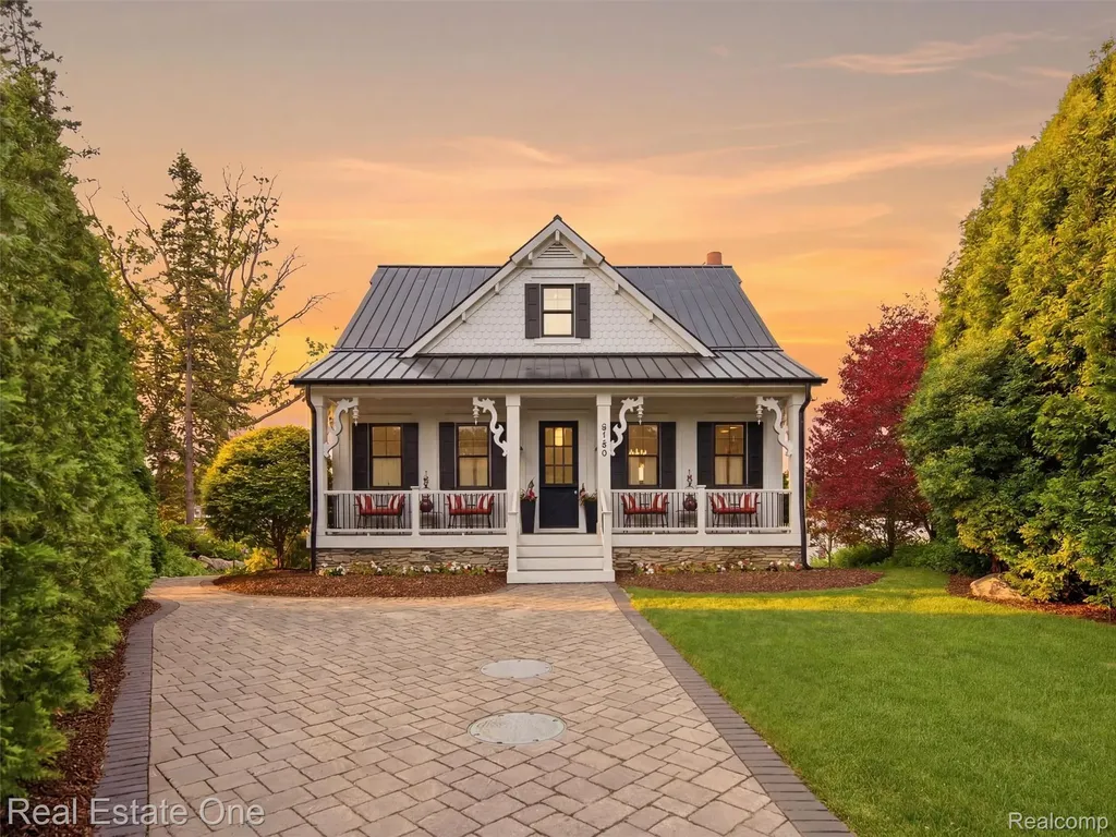 6160 Wertz Springfield Charter Township MI 48350
